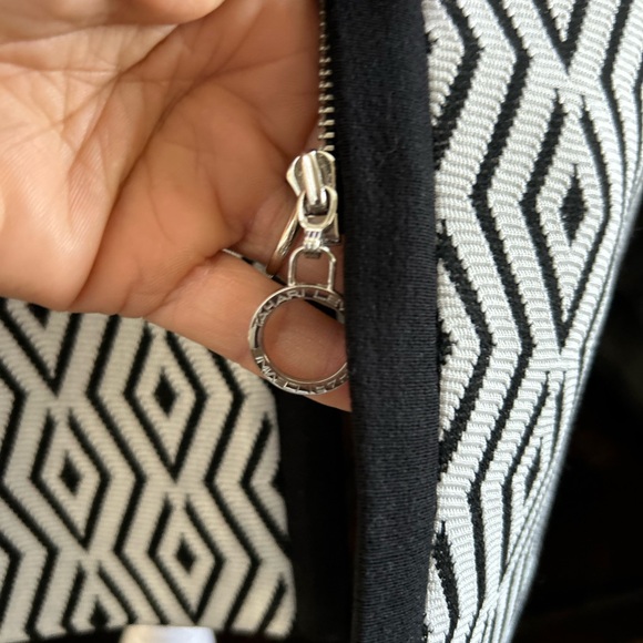 Tahari Black and White Diamond Pattern Blazer - Picture 4 of 13